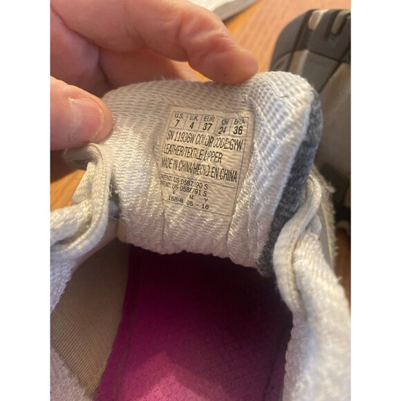 Size 7 - Picture 5 of 5